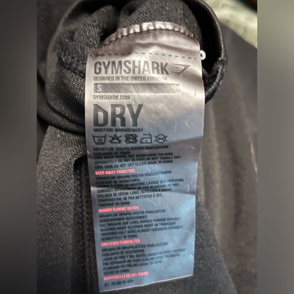 Black Seamless Gym-Shark Leggings - Picture 2 of 3